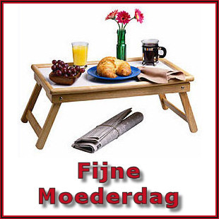 fijne moederdag, gedekt bedtafeltje